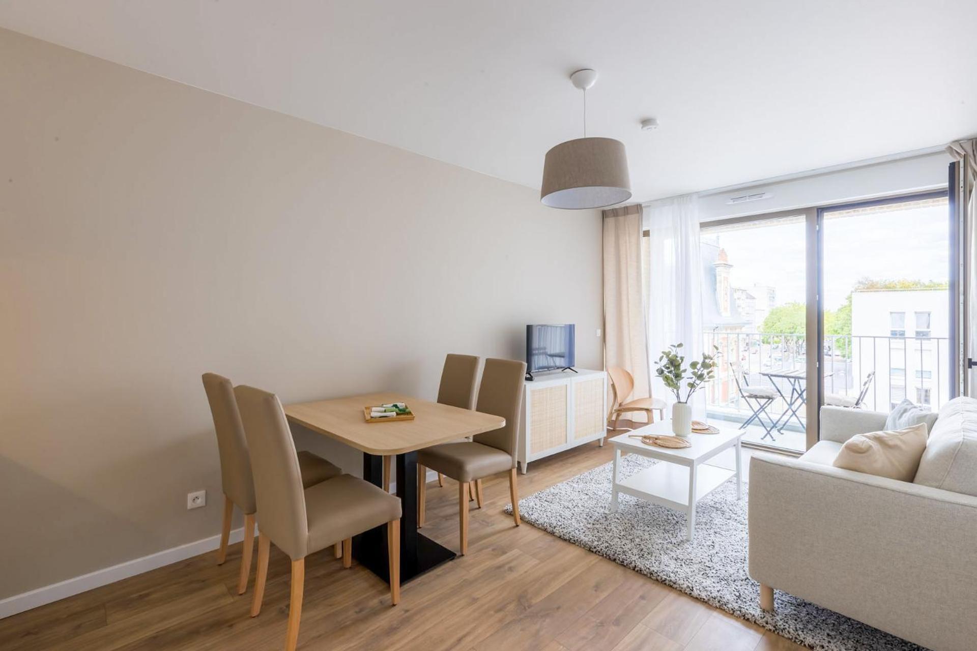 Ovelia Troyes - Le Carre Madeleine Apartment ภายนอก รูปภาพ